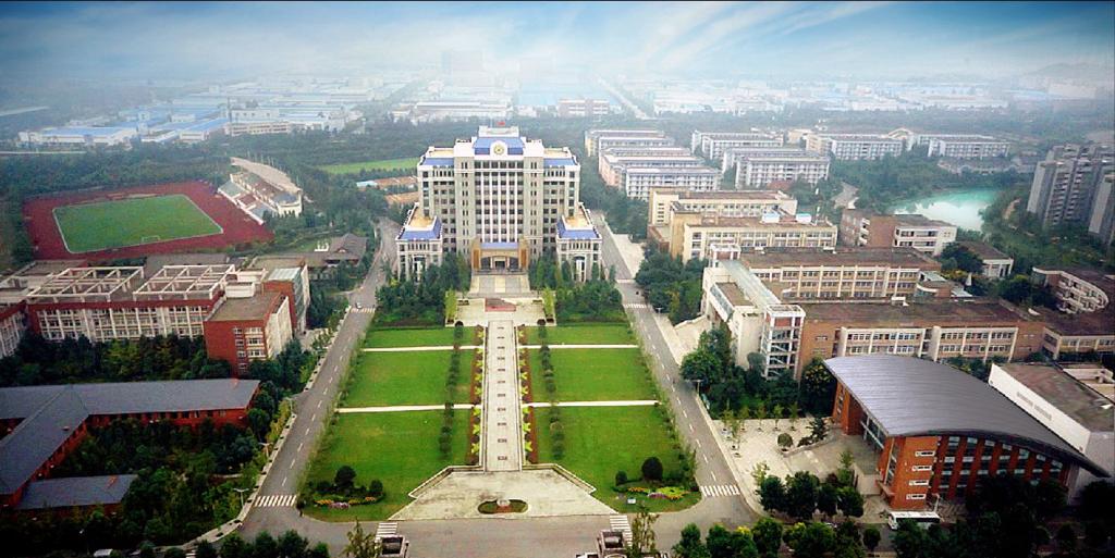 成工院全景 这所大学已经103岁了 校园依然那么美