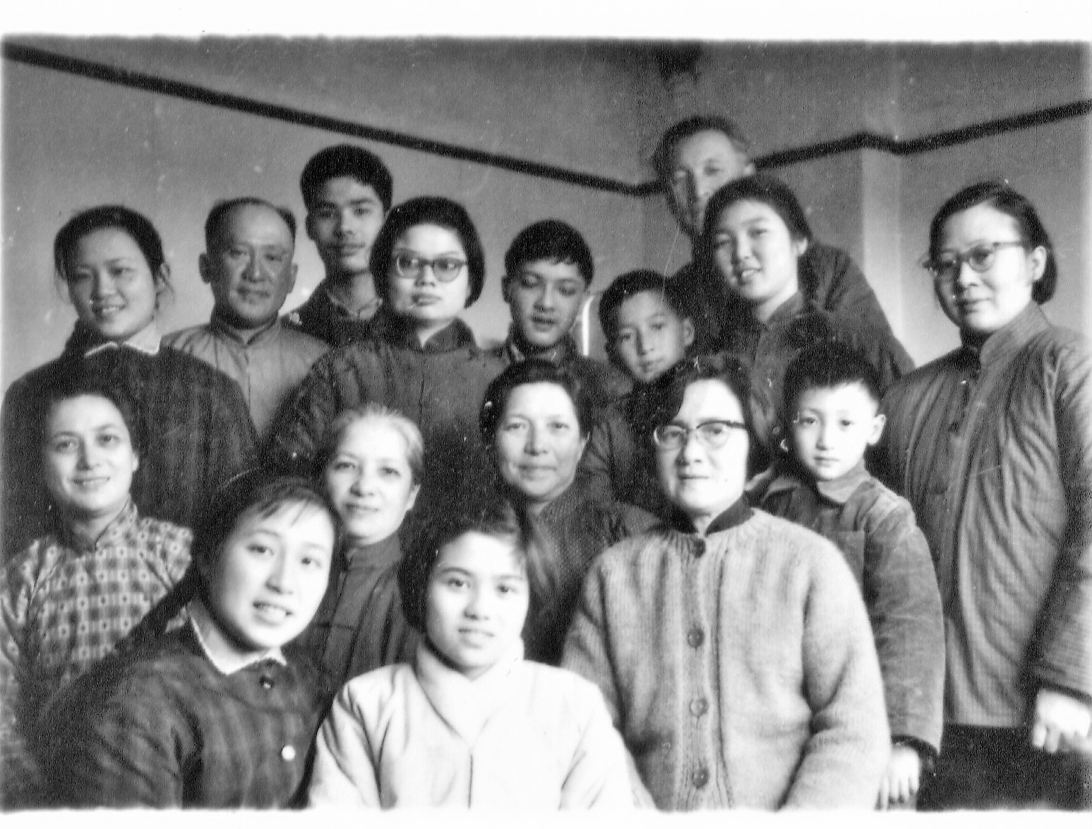 镭镭外婆家节日聚登网络----五一（2018）