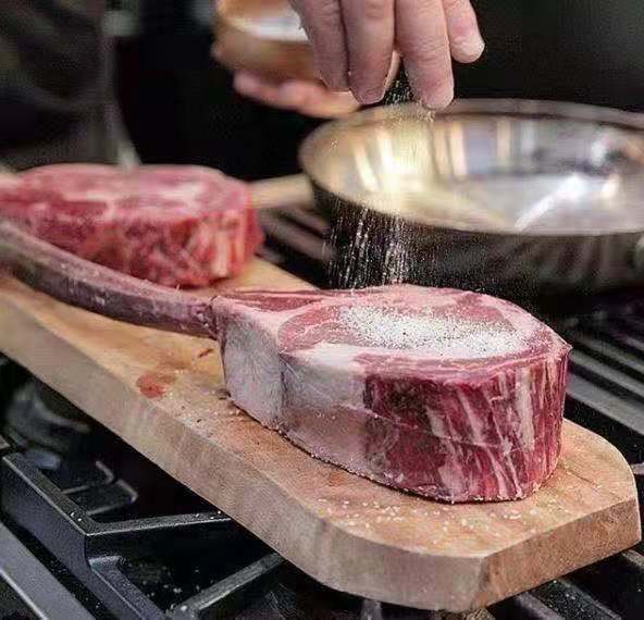 澳洲进口和牛眼肉牛排尊享品鉴会