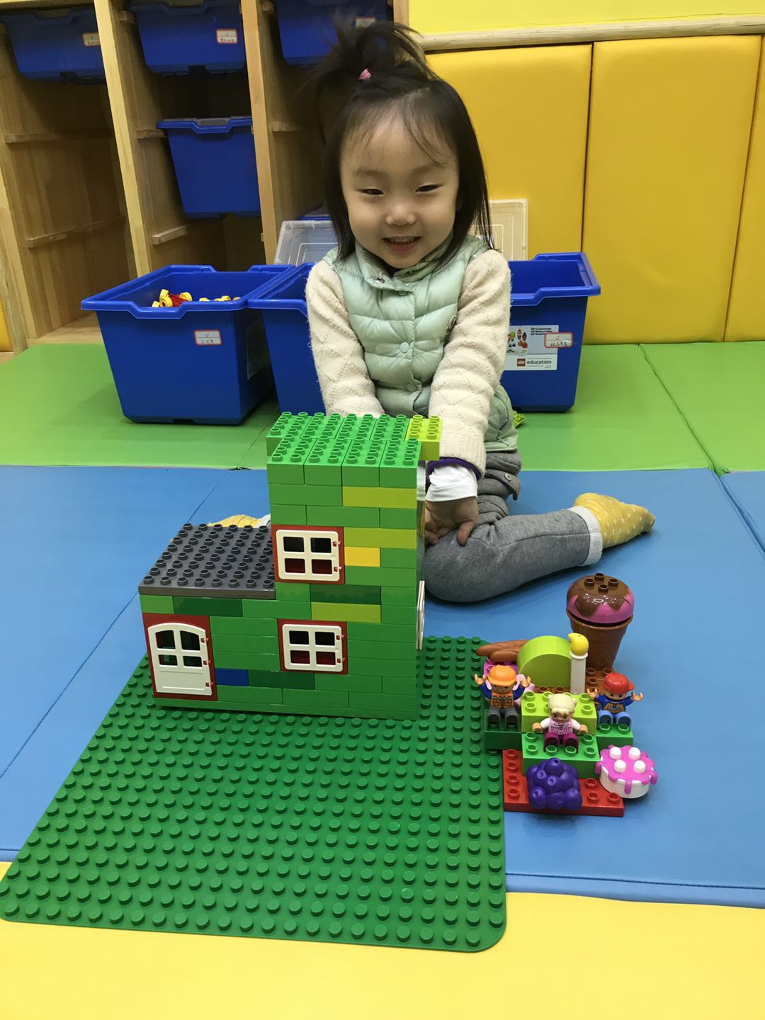 学生手册--校佳萱  1.25