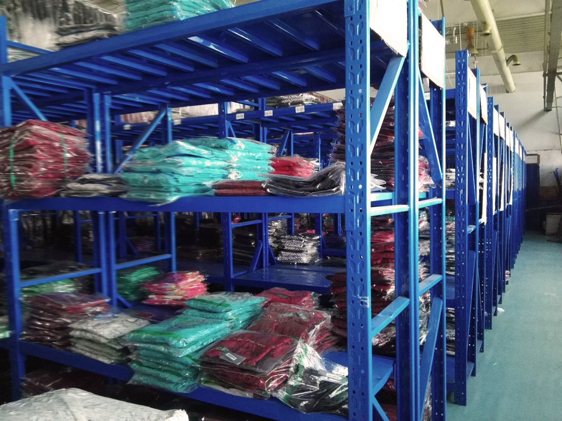 klabr-kids卡莱熊童装