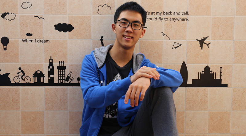 青春 的名义 江苏省邗江中学高一b组 邀 你 前 来 高一(15)班  李凌宇