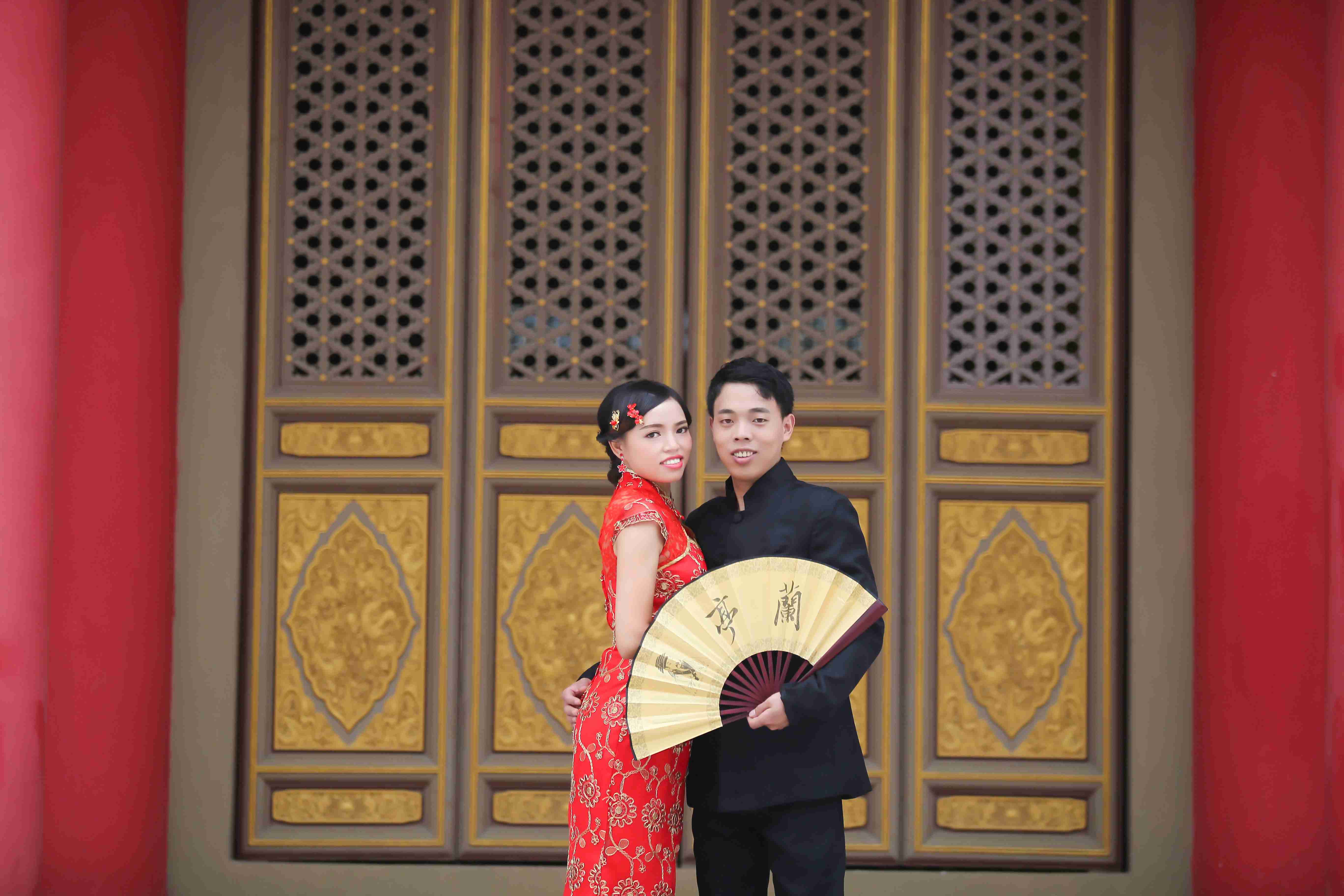 譚龍&朱俊鳳結婚邀請函