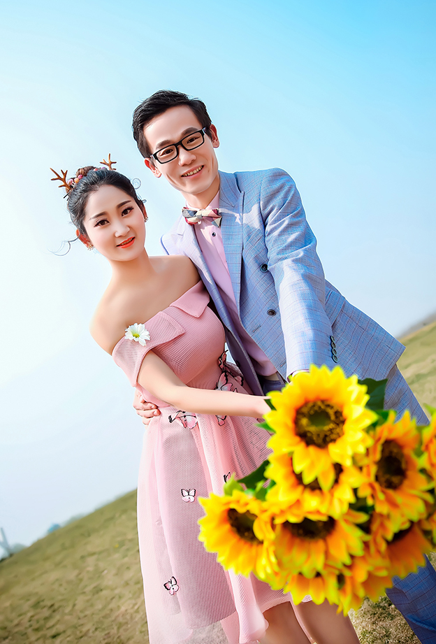 王聪 赵滕飞的婚纱照新鲜出炉啦!求祝福