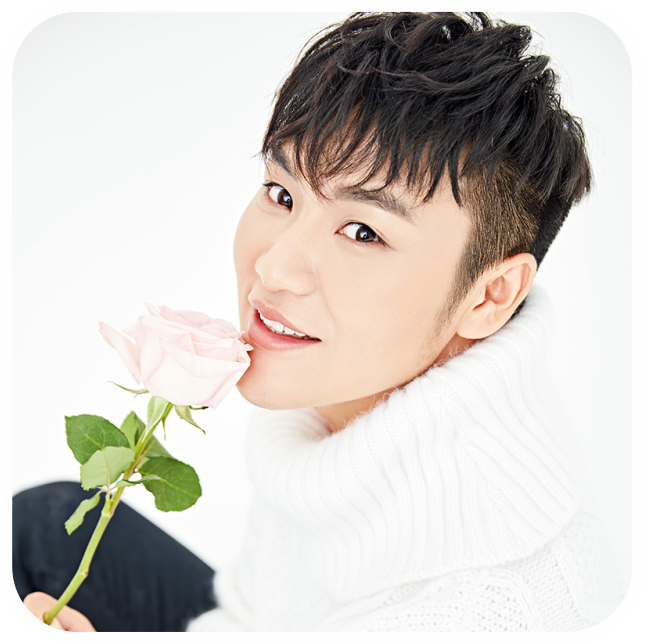 江风——著名原创歌手,2012中国好声音华南区音乐策划兼评委,2003年