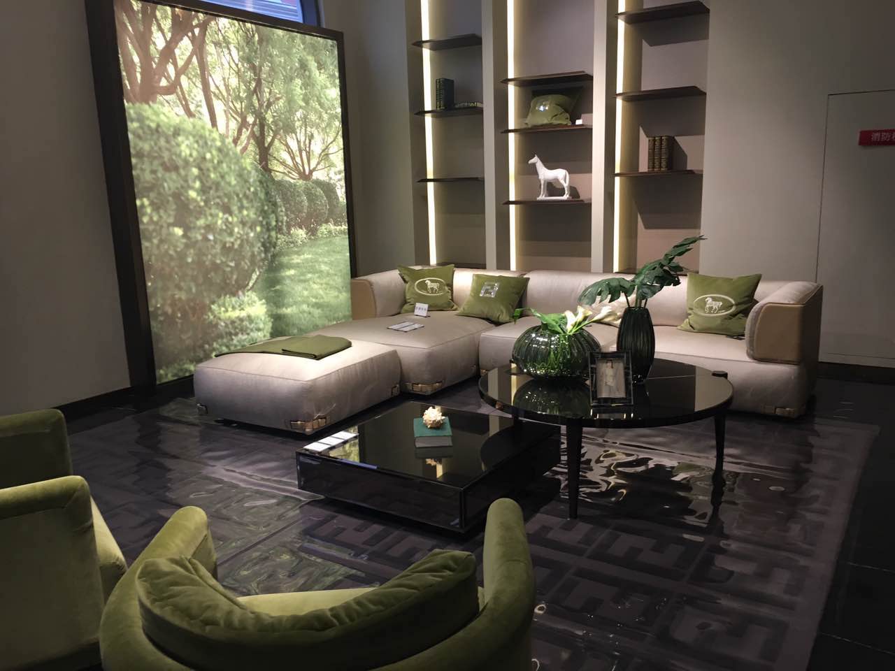 创意米兰高端生活品鉴会_轻app微场景- 兔展h5作品