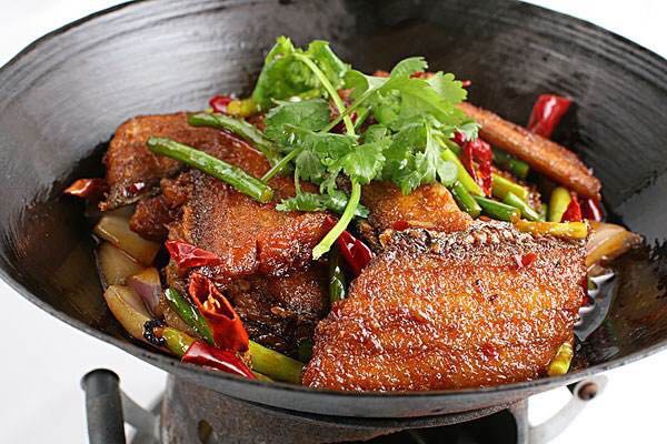 干锅带鱼     一道普通的家常菜,让你想起妈妈的味道