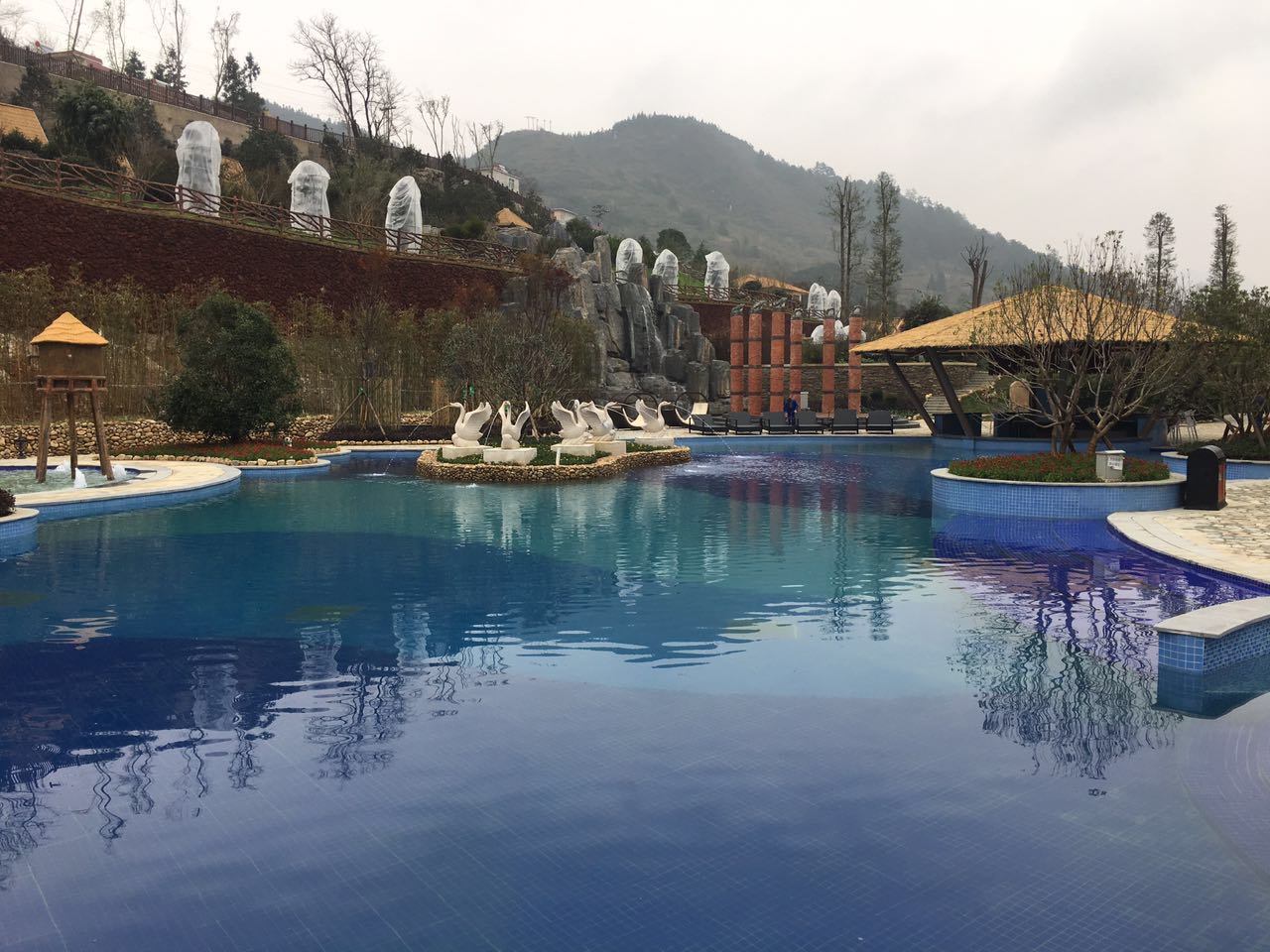 茶都格尼斯国际温泉度假中心_微信微场景功能- 兔展h5作品